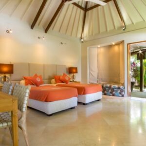 Luxe Bay Family Cottage